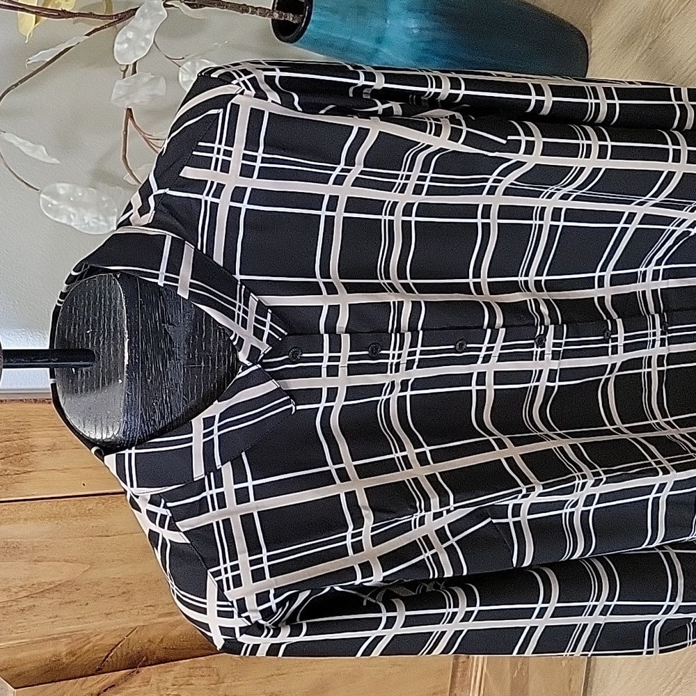 Susan Graver Printed Stretch Woven Button Front Tunic | Black | New | Large